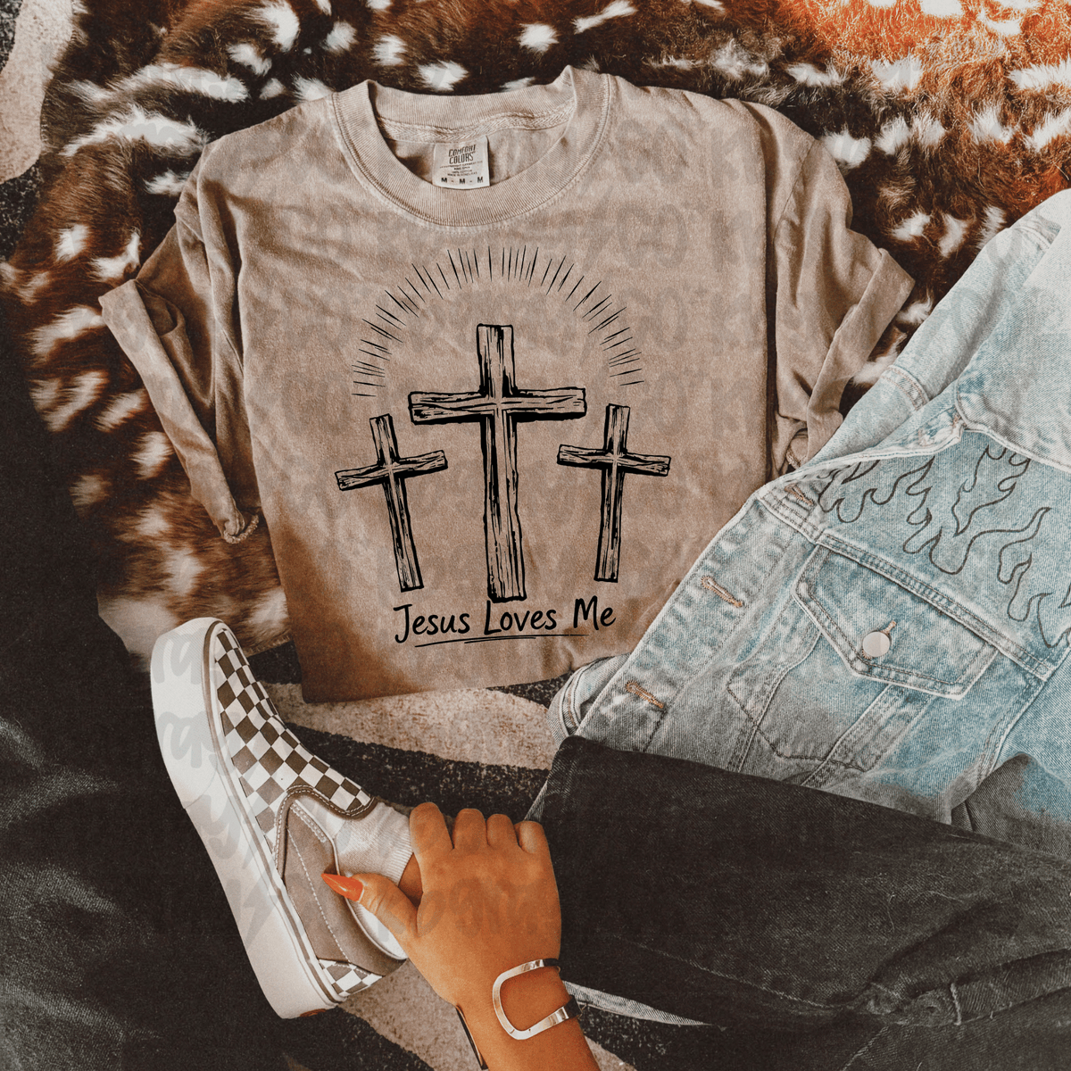 Jesus loves me