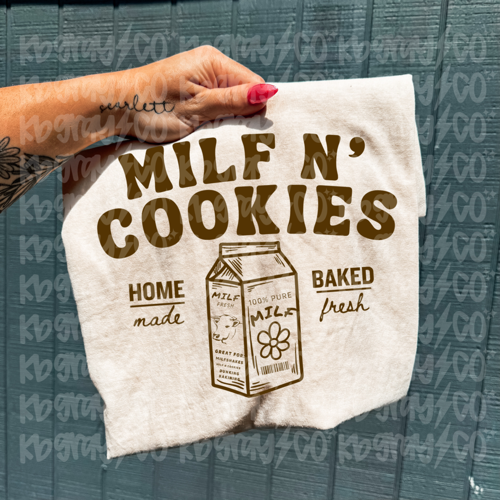 MILF ‘n Cookies
